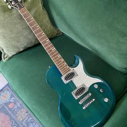 First Act CE-140 Lola Electric Guitar