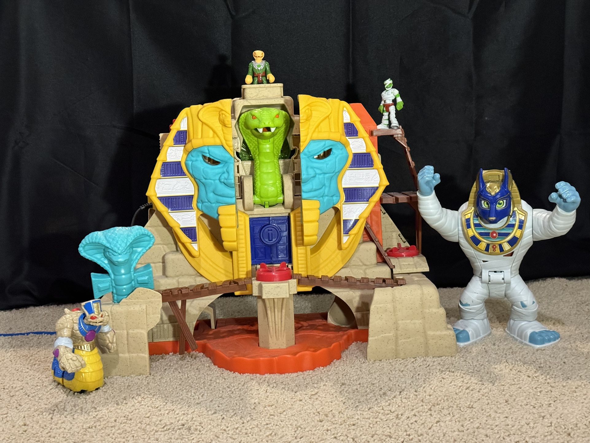 Fisher-Price Imaginext Serpent Strike hotsell Pyramid