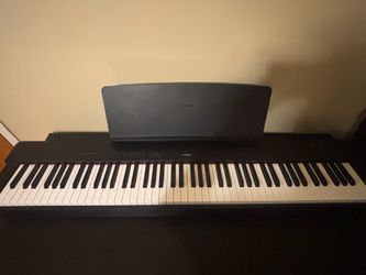 Yamaha P-225B 88-key Digital Piano - Black