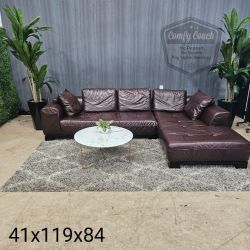 🛋️Genuine Leather Sectional (Delivery Available!! )
