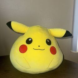 Pikachu Plushie 