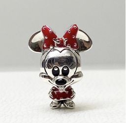 PANDORA Minnie Mouse Charm