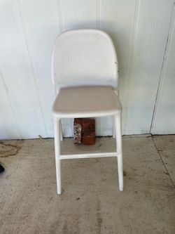 IKEA Urban hard plastic children’s chair