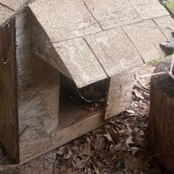 Dog House. For Small To Medium Dog. 