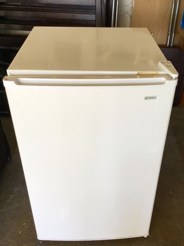 kenmore upright mini freezer