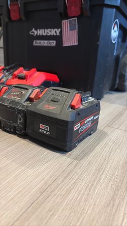 Milwaukee M18 xc8.0
