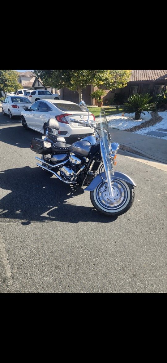 2007 Suzuki C90t Boulevard
