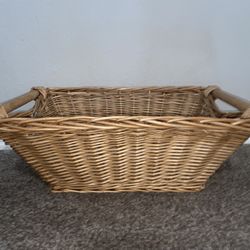 Extra Large Basket w/Handles I do have a lot of other baskets if interested