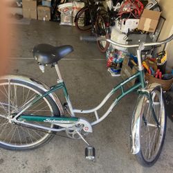 SCHWINN  BIKE