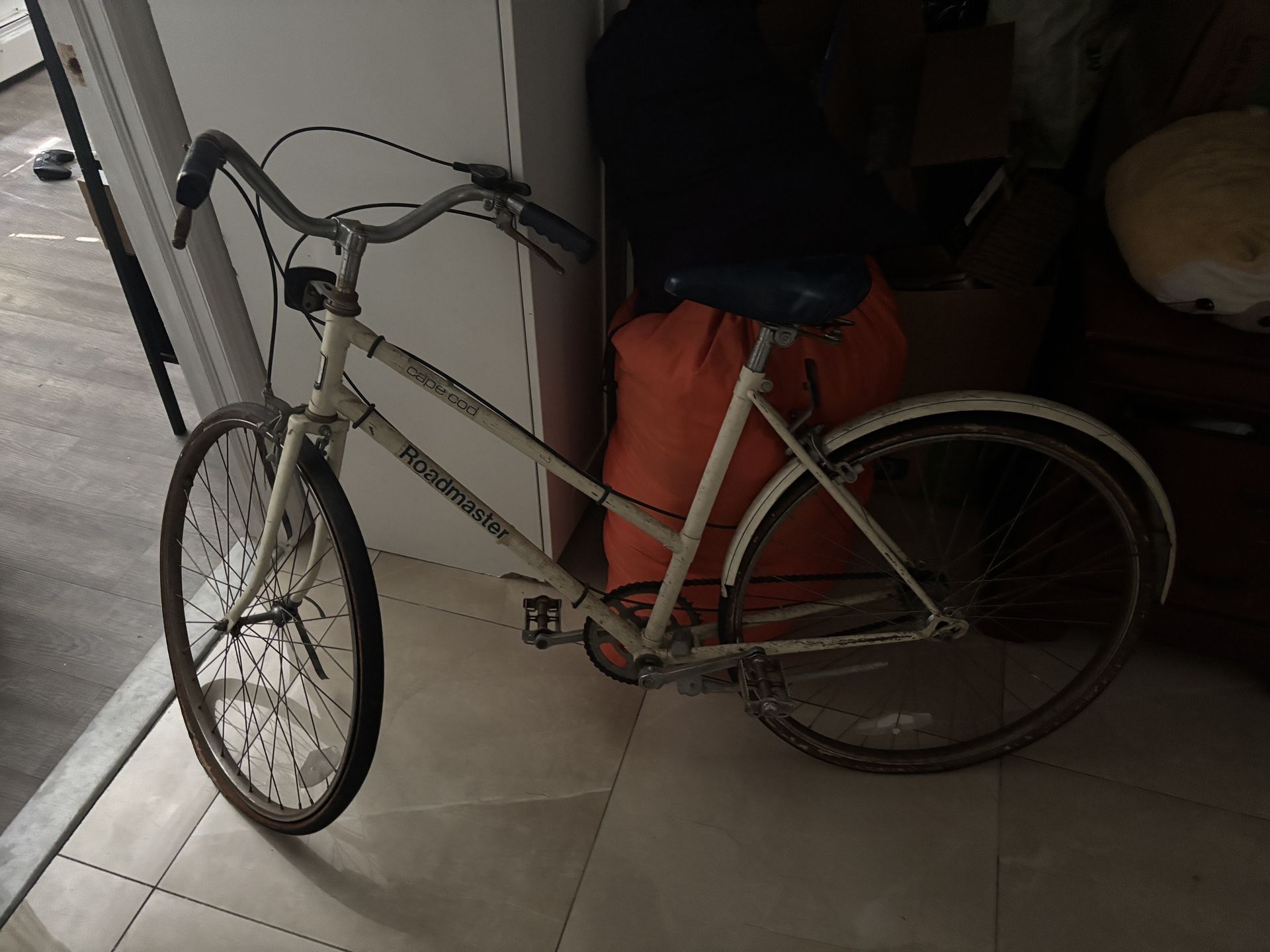 Vintage capecod ROADMASTER