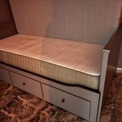 Twin Size Bed With Storage 