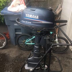 6 HP 4 Stroke Yamaha Motor