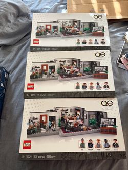 LEGO Queer Eye The Fab 5 Loft Set 10291 – Lot of 3
