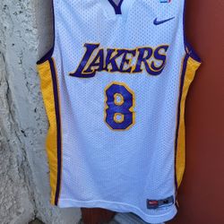 Vintage Nike Stitched Nba Kobe Bryant La Lakers Jersey  #8 Medium