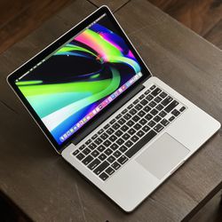 2015 MacBook Pro 13” 3.1ghz i7 