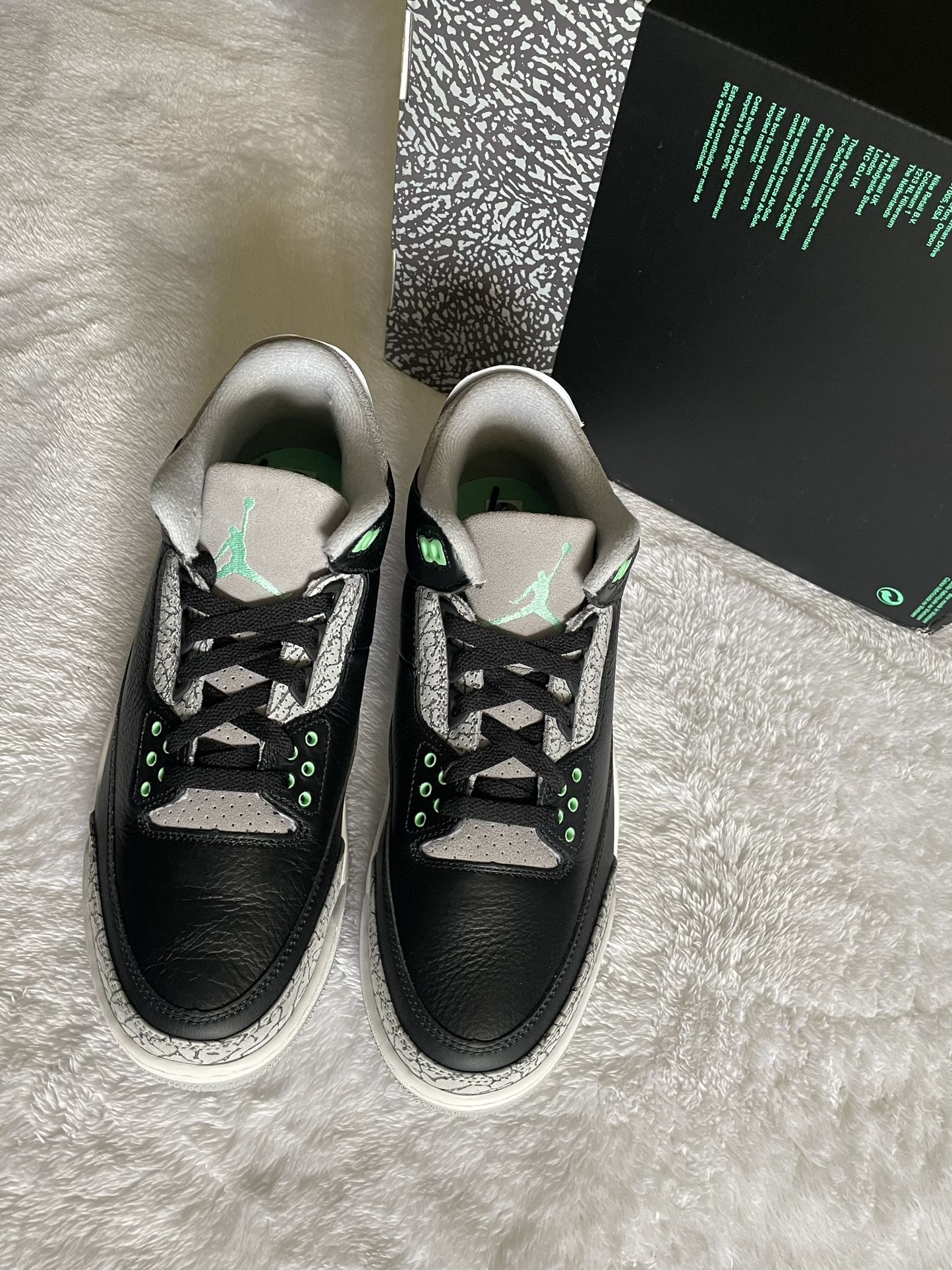 Air Jordan 3 Retro ‘Green Glow’