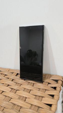 Samsung Galaxy S23 Ultra 256GB – Unlocked – Fully Functional – Minor Screen Chip $350