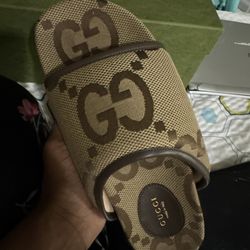 Women Gucci Slides 
