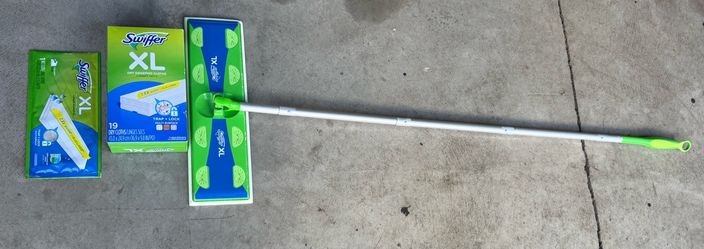 Xl Swiffer mop set