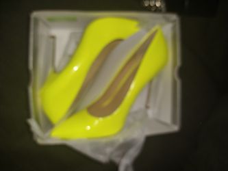Shoedazzle Heels