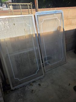 Shower doors  safety glass$4.oo