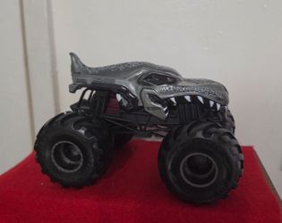 “Mega Wrex” Hot Wheels Monster Jam Truck 1:24