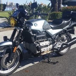 1986 BMW K100 RT  Only 7k Miles !!!!! 