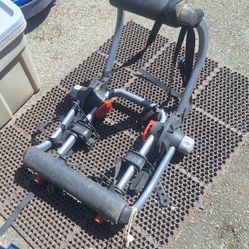 YAKIMA 2 BIKE RACK  $20 BUCKS 