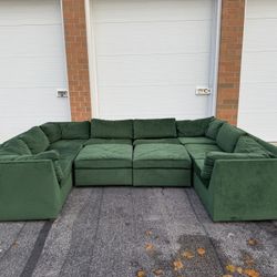 Fairfield Deep Green Modular Sectional (10 Pieces) - Free Curbside Delivery!  