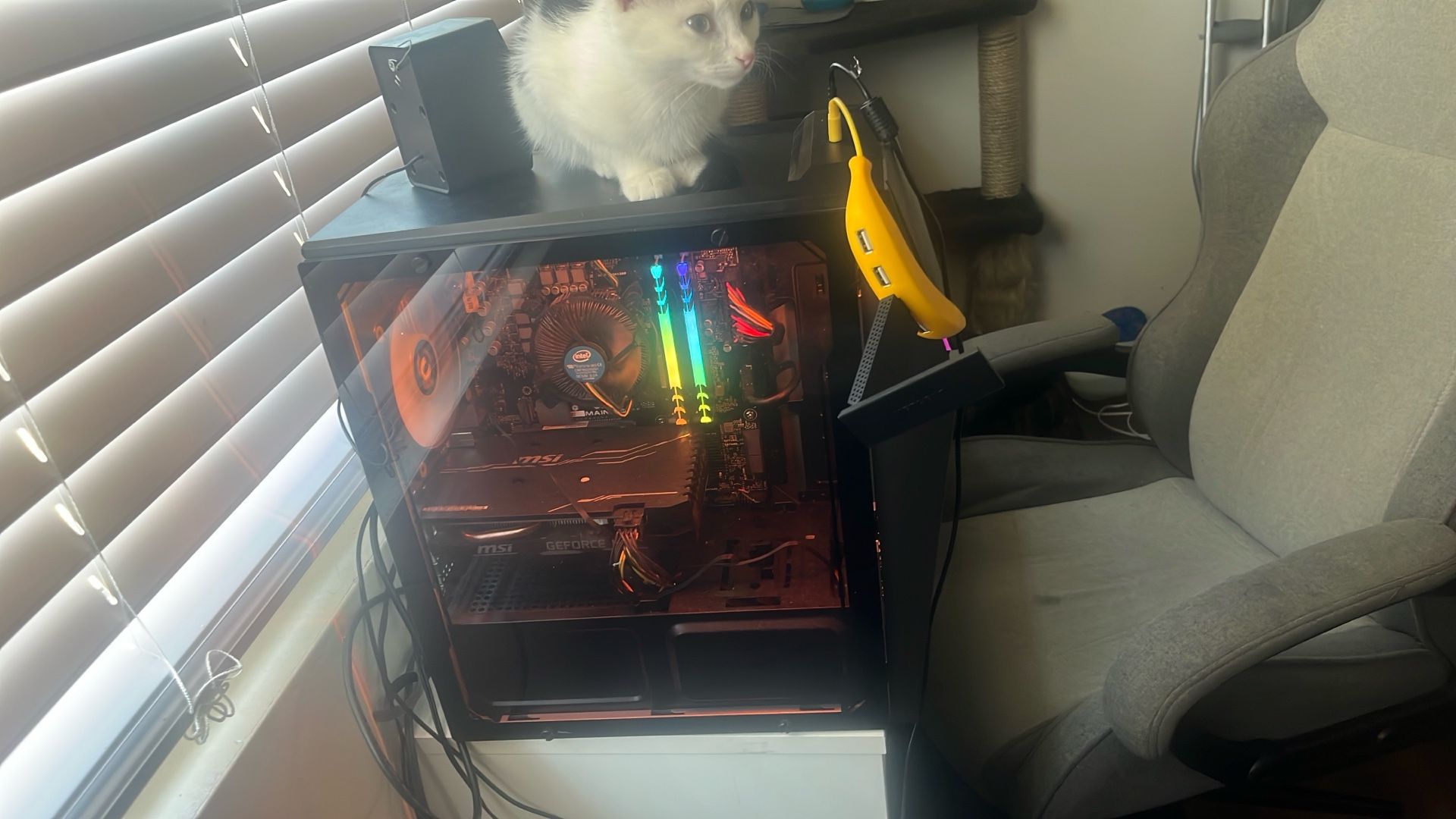 Gaming Pc Full Setup. Price Is Not Firm Throw Me A Offer