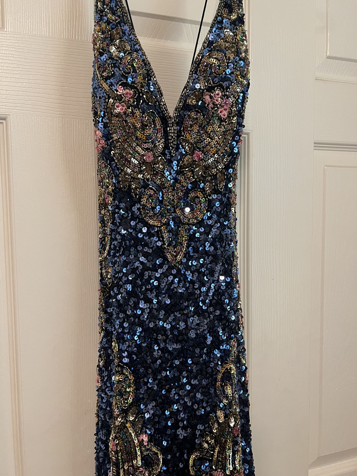 Elegant Sparkly Dress Size 6 