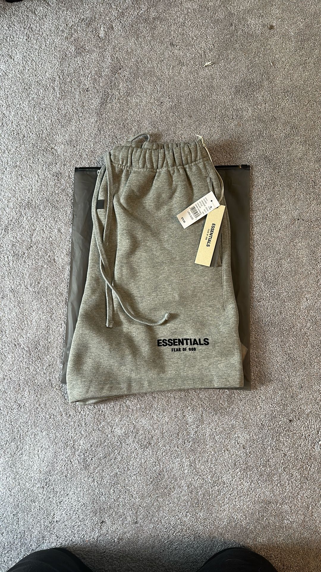 Brand New Essentials Short - Lrg - Dark Oatmeal - Brand New