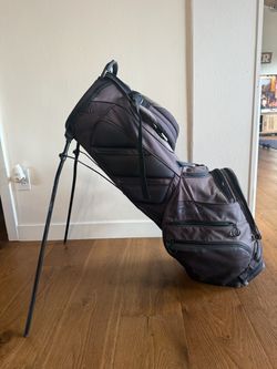 Taylormade golf bag