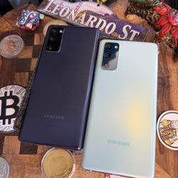 Samsung Galaxy S20FE 128GB Unlocked Any Carrier 