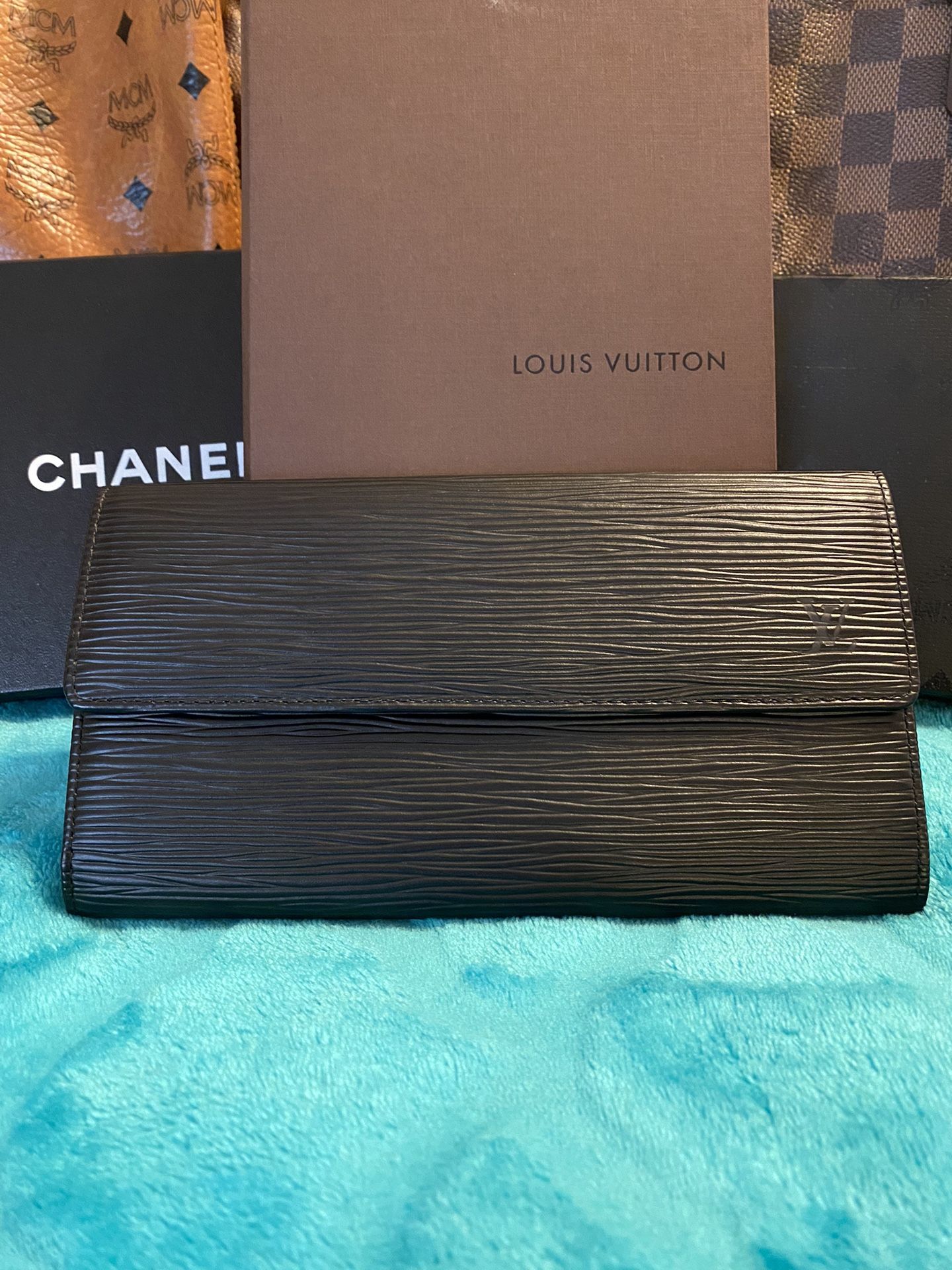 Black LV Epi Wallet