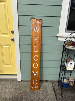 Welcome sign