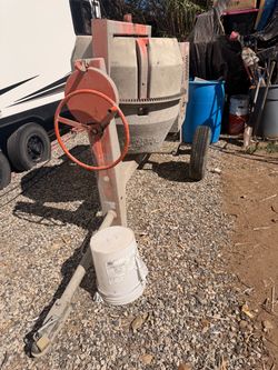Concrete mixer