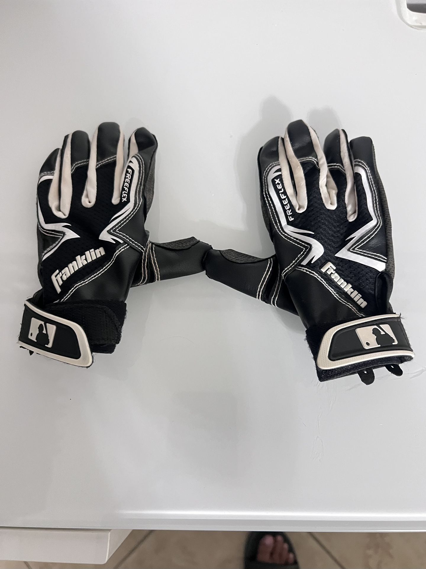 Franklin Baseball Batting Gloves for kids