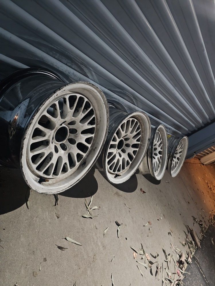 Universal Rims