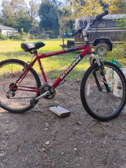 Schwinn High Plains 2.6 Bicycle