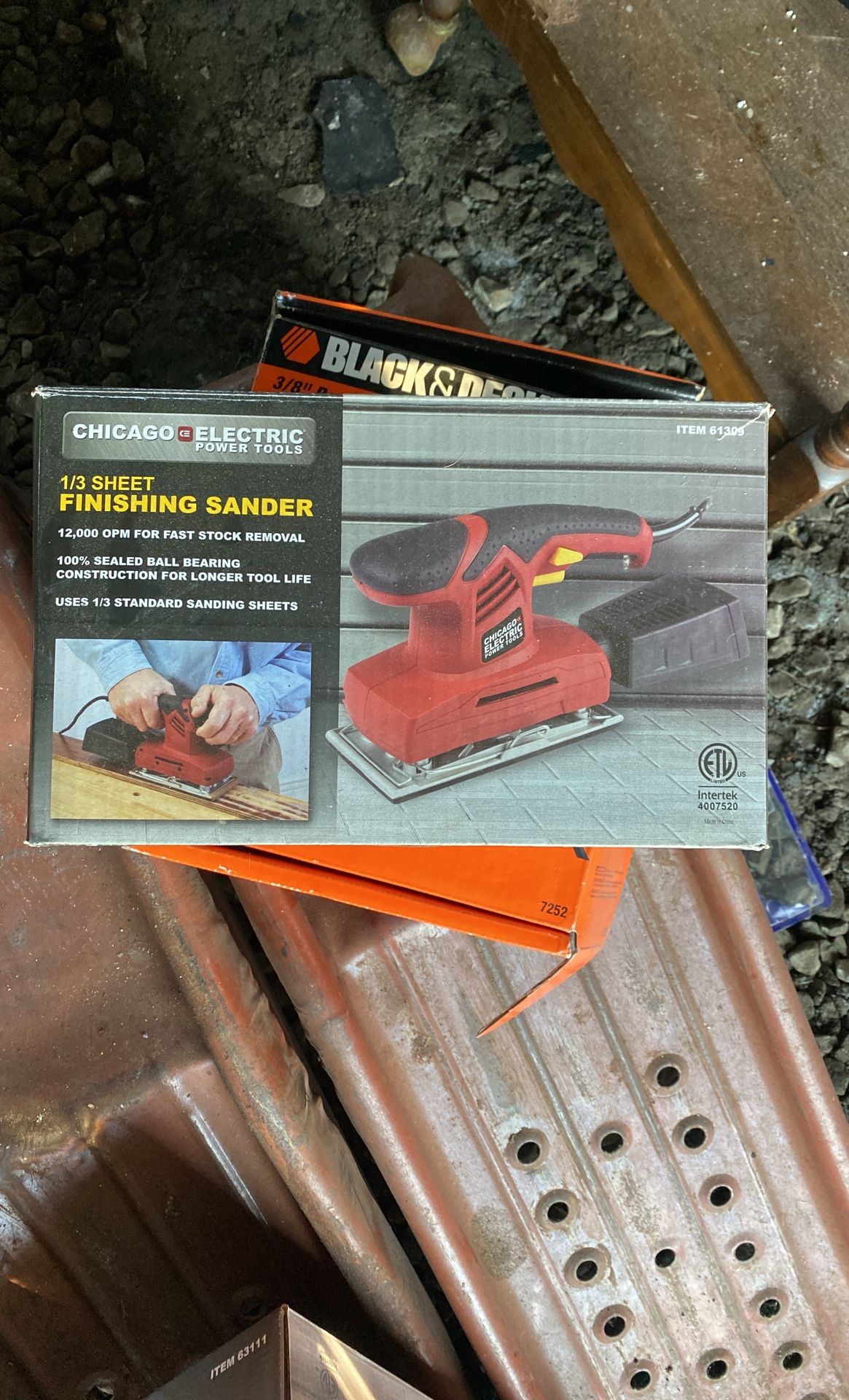 1/3 Sheet Finishing Sander Chicago Electric