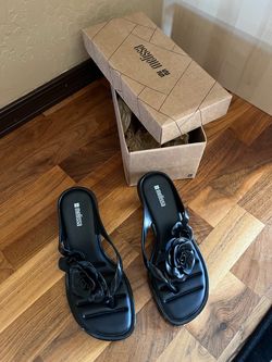 Melissa kitty heels black s 7 super cute
