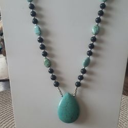 Beautiful Reconstituted Torquoise Necklace