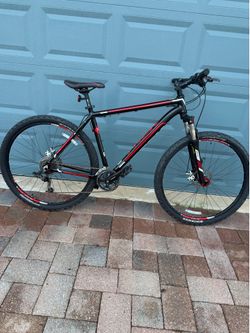 Trek marlin mountain bike 29 inch wheel 24 speed 21 inch frame large frame