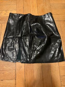 Fashion Nova Black Faux Croc Mini Skirt Size M