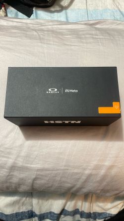 Oakley | Meta HSTN - with Meta AI, Audio, Photo, Video Compatibility - Black, Prizm™ Black Polarized