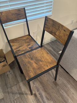 2 Dining Chairs