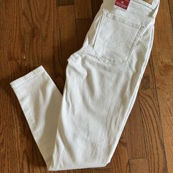 New Levi Strauss White Jeans Size 2