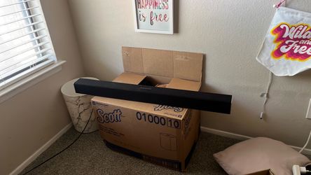 Black Soundbar Speaker Bar