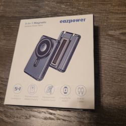 5 In 1 Magnetic Wireless Power Bank